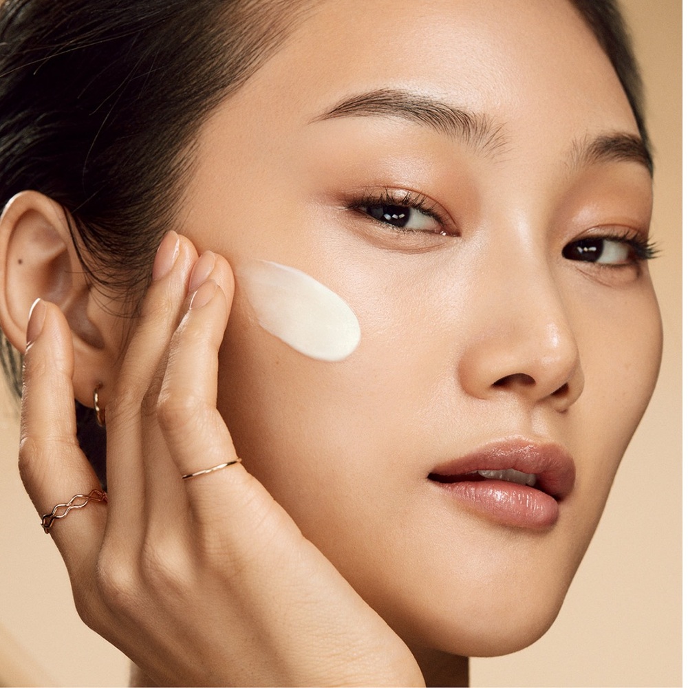 Revitalizing Supreme+ Youth Power Eye Balm - Picture 3 of 9